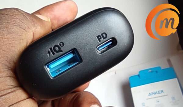 Anker powercore 10000 pd plus has two output ports