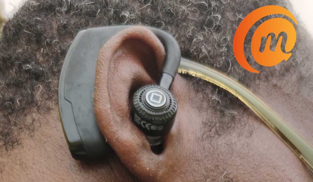 v9 bluetooth earpiece review