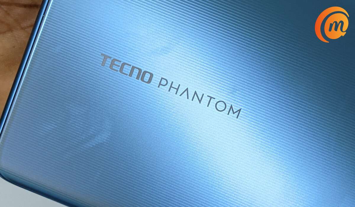 Phantom X review - textured silk glass back panel design