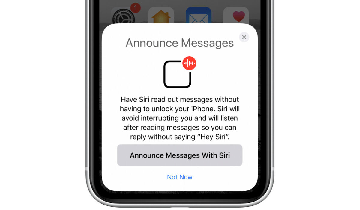 You can setup Siri to read your text messages out to you automatically. 