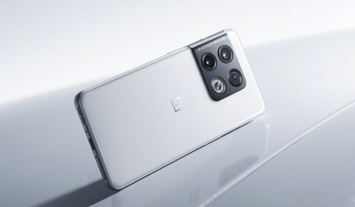 OnePlus 10 Pro smartphone