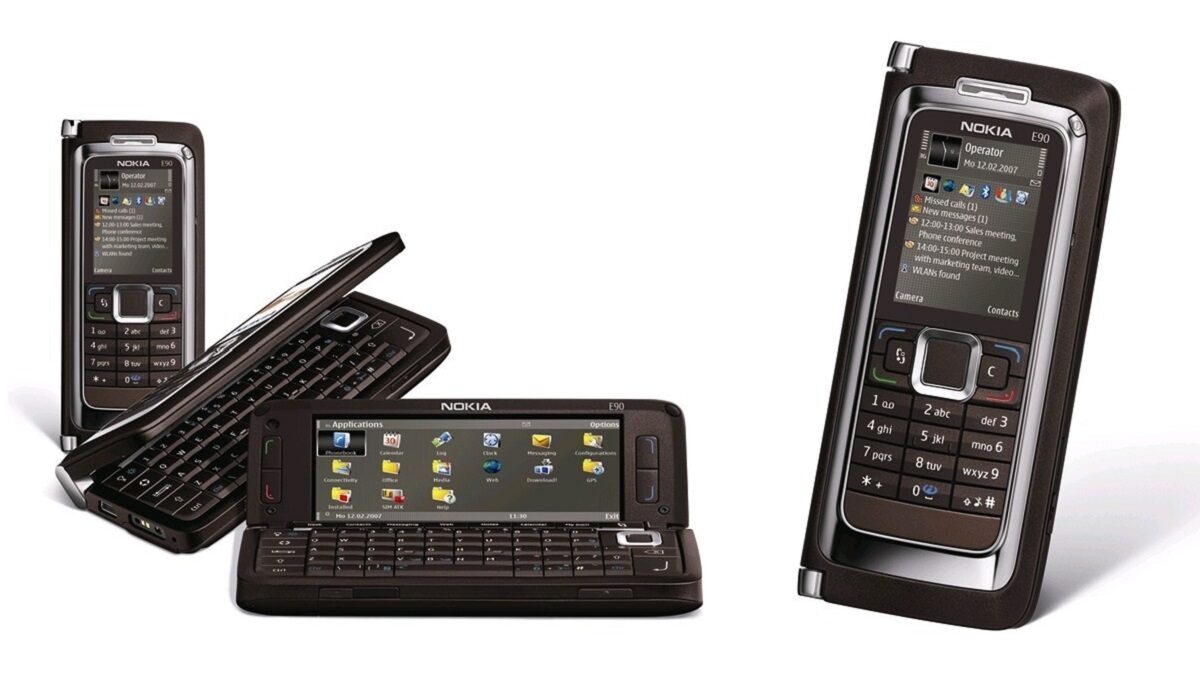 Nokia E90, the last true Communicator 