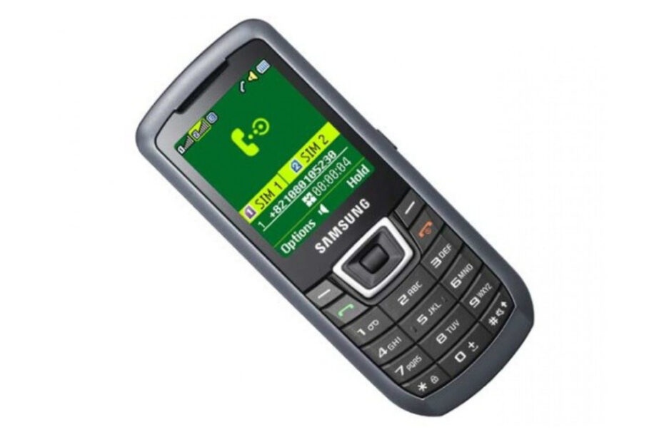 Samsung GT C3212 Dual SIM phone