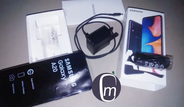 Samsung galaxy a20 2019 unboxing - in the box