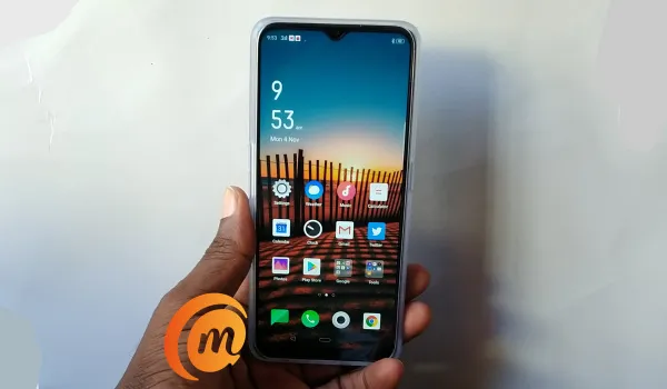Oppo A9 2020 review - with rubber silicone case