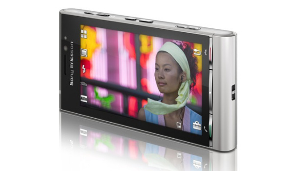 Sony Ericsson Satio - High-end Smartphones and Battery Life
