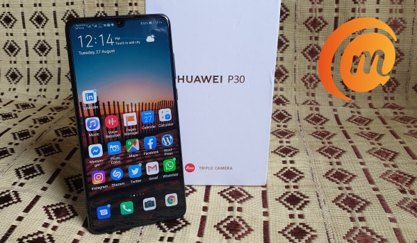Huawei P30 with box