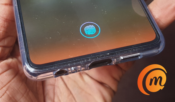 Huawei P30 review - in-display fingerprint reader