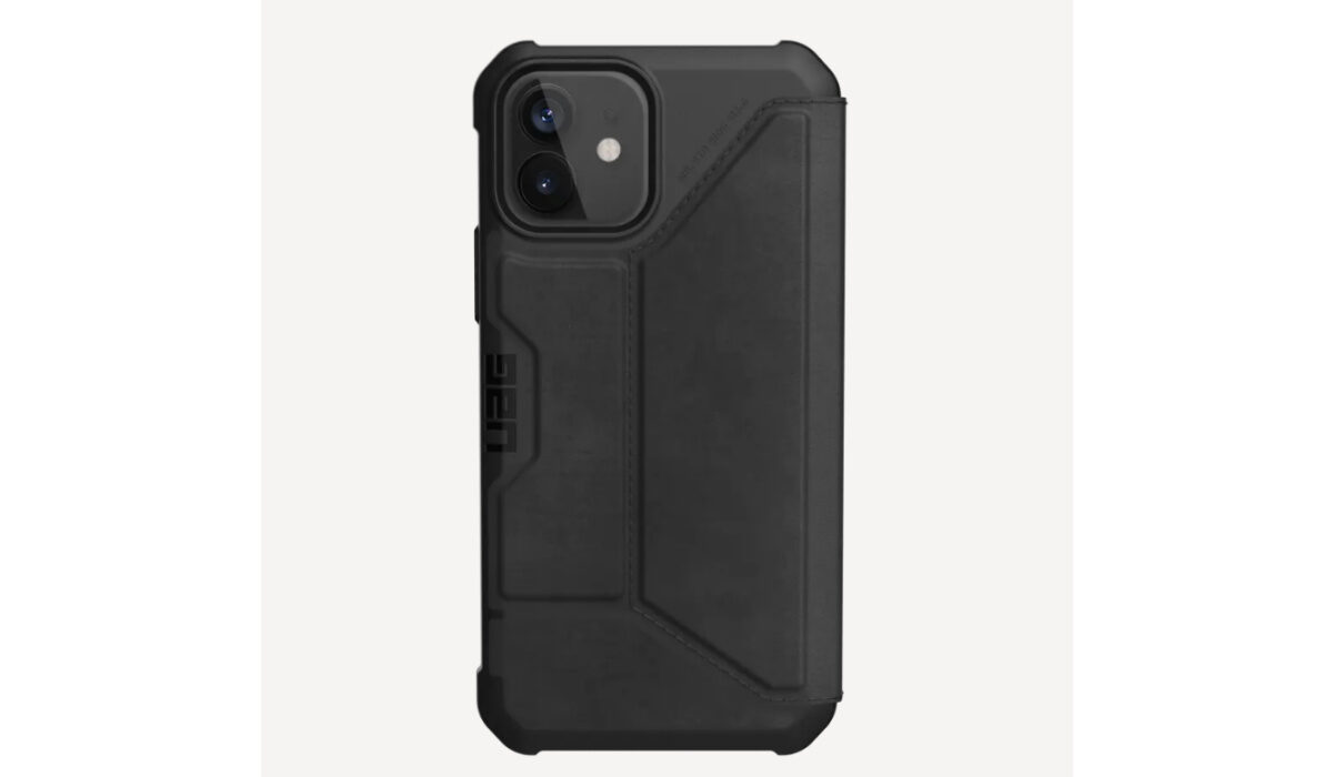 URBAN ARMOUR GEAR UAG case is an iPhone 12 case with card holder