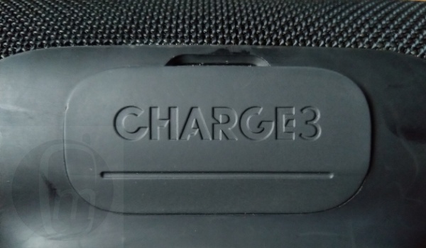 jbl charge3 wireless speaker back flap