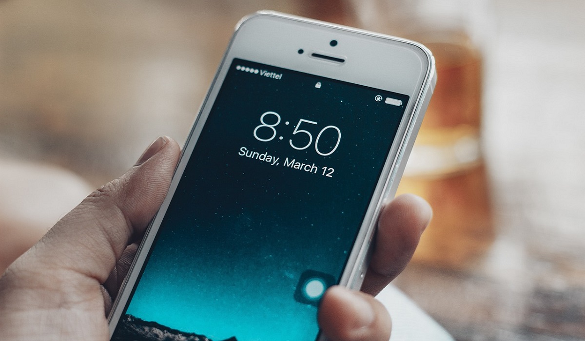 Customize the Security Functions of your iPhone Lock Screen