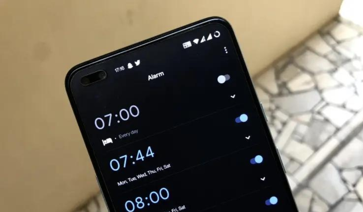 Discover troubleshooting tips to fix an Android alarm not going off